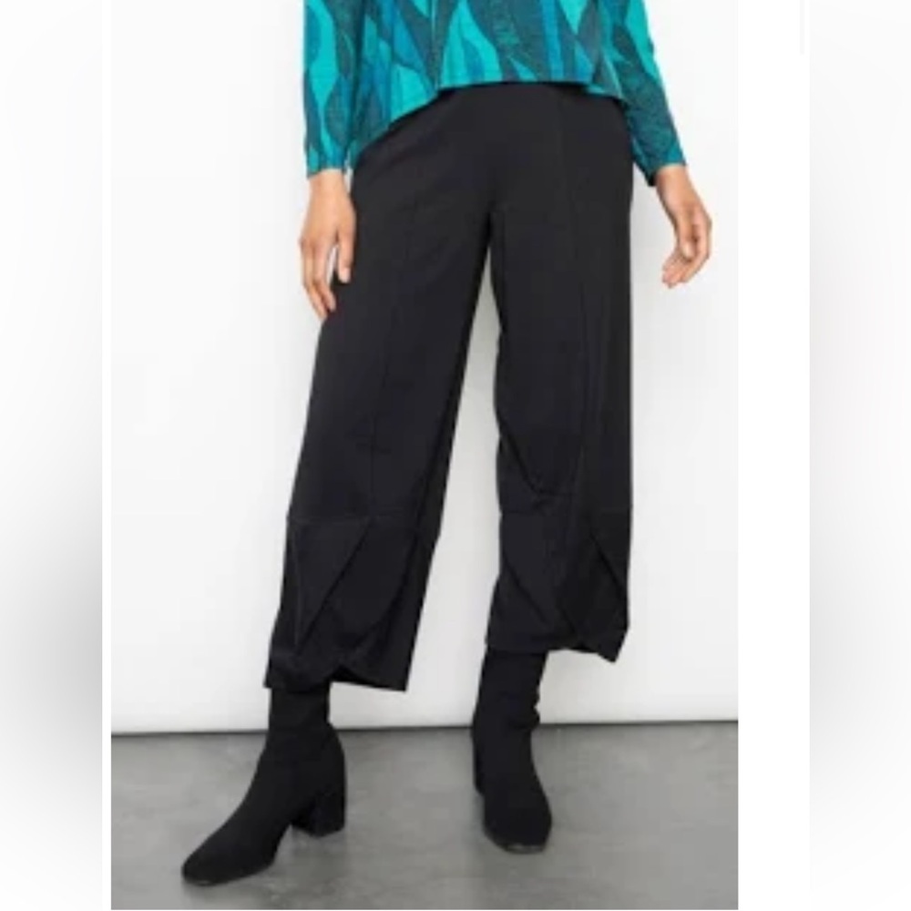 New HABITAT Sz XL LIV | ESSENTIAL SOFT FRENCH TERRY CROP PANTS | BLACK